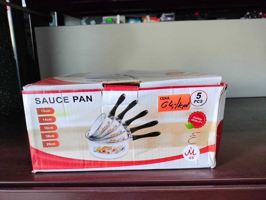 Zestaw 5 rondelków emaliowanych nowych zapakowanych garnki na indukcję