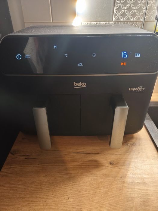 Air fryer Beko dwukomorowy