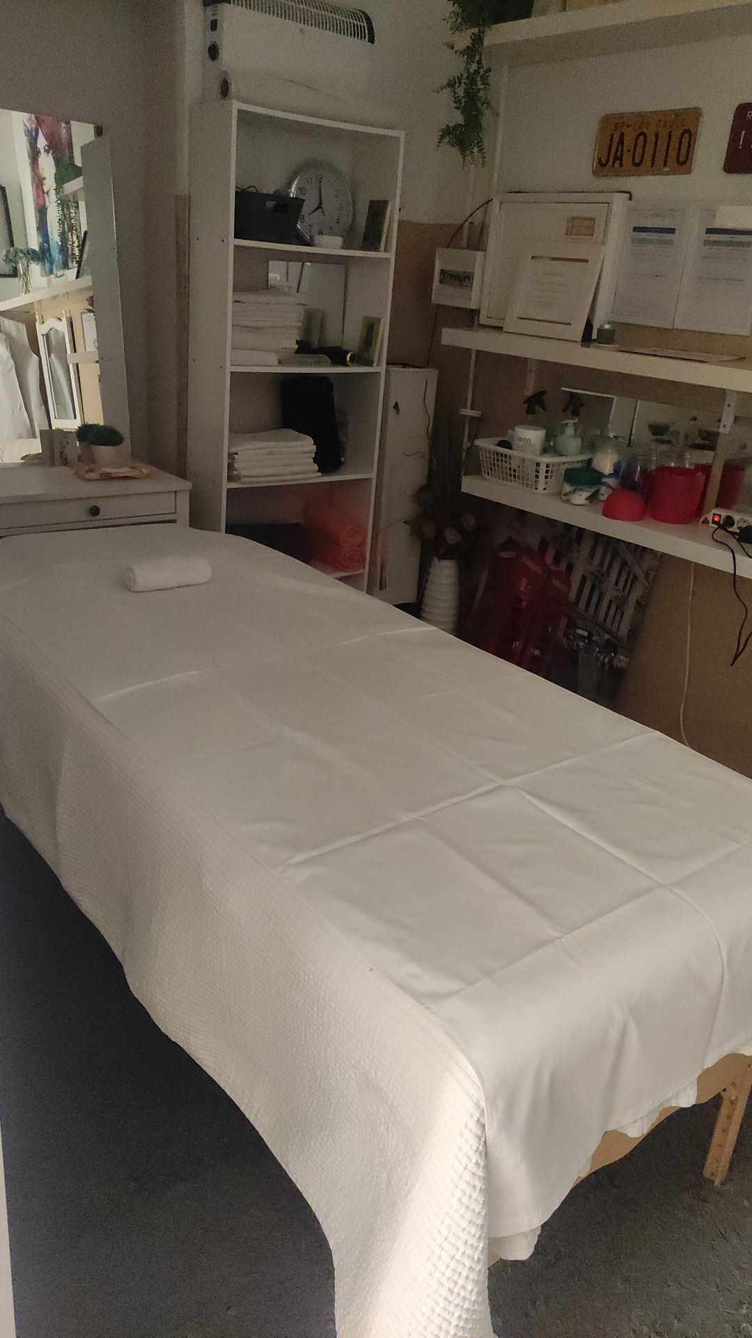 Massagem Terapêutica e Depilação