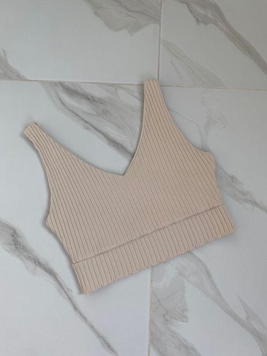 Топ кроптоп топ бандо топ з довгим рукавом в рубчик розмір M бежевий