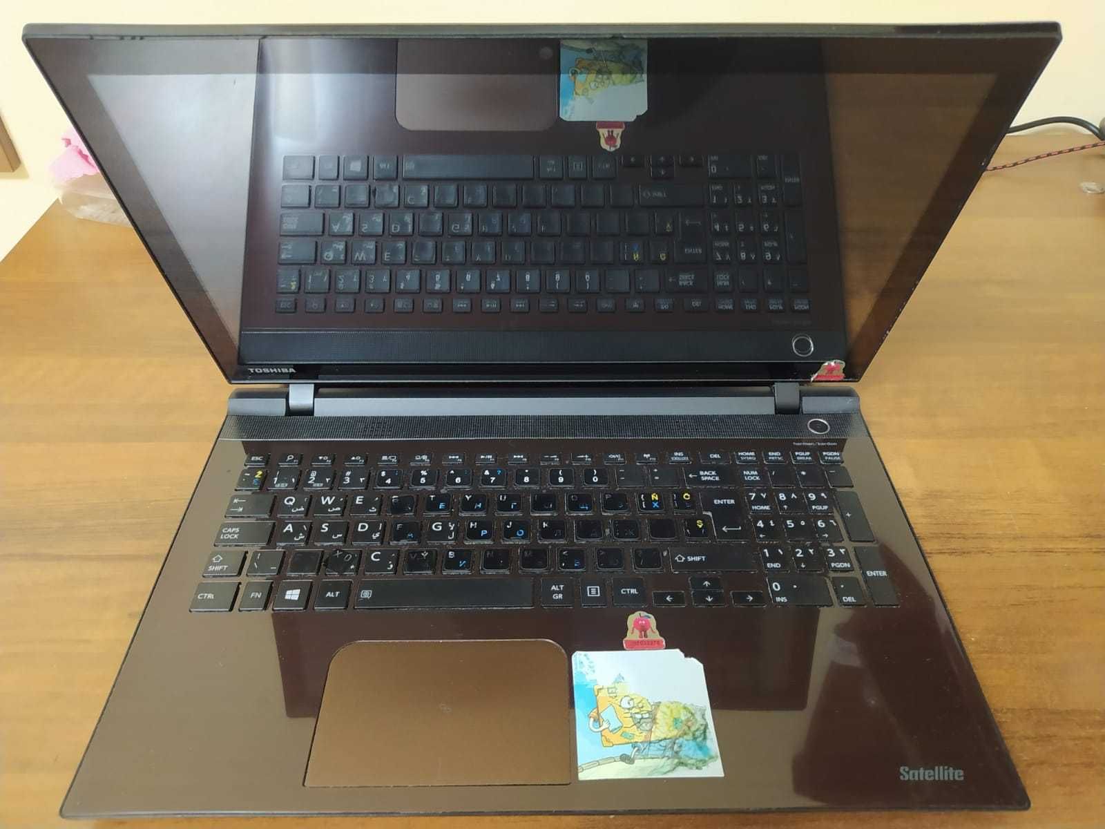 Student sprzedaje niezawodny laptop TOSHIBA