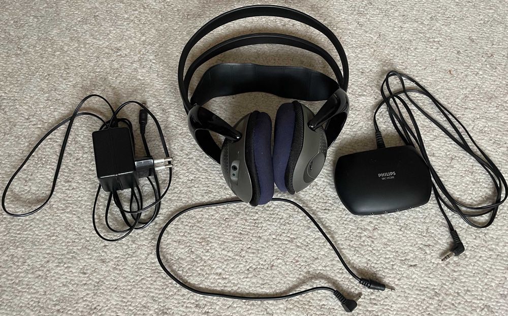 Słuchawki bezprzewodowe PHILIPS SBC HC205 kompletne w idealnym stanie