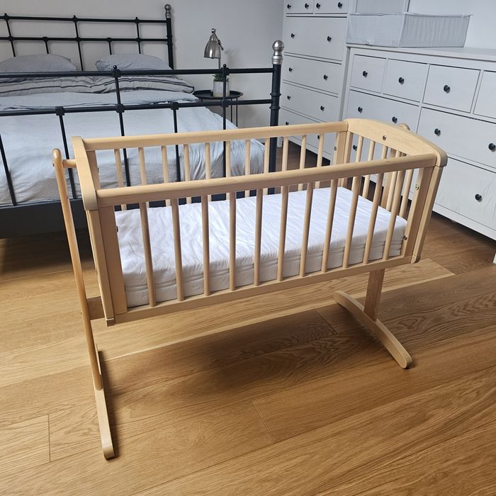Drewniana kołyska z materacem 90x40cm