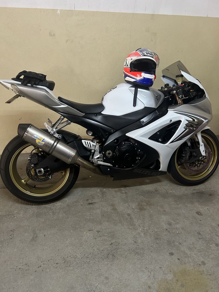 Vendo ou troco suzuki gsxr 1000 K8 36mil km mota muito cuidada (extras