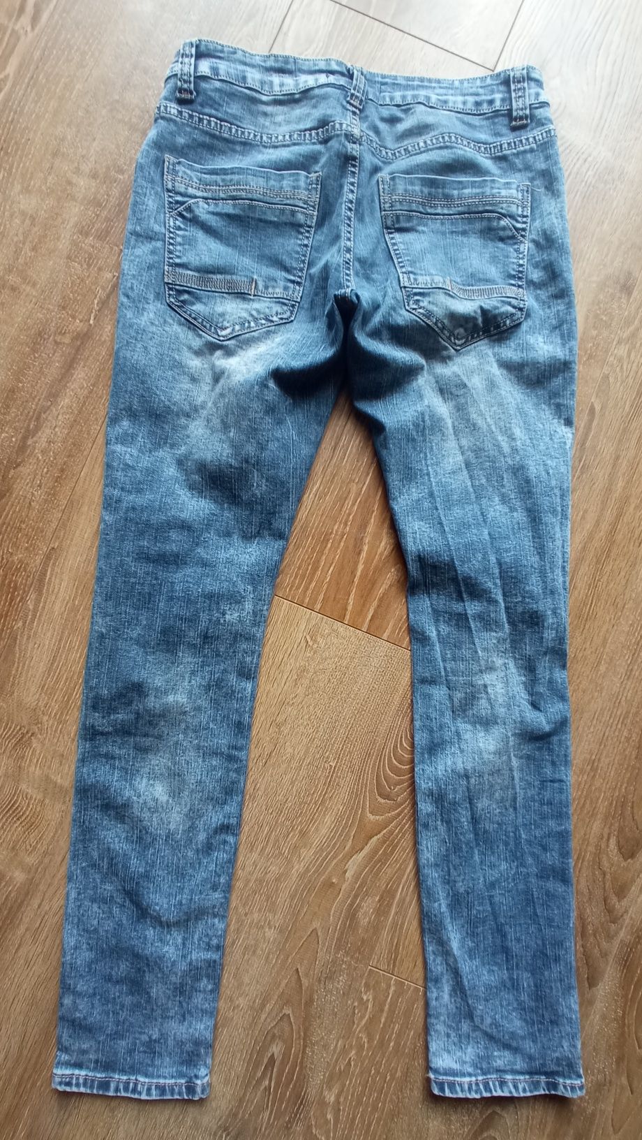 3-D JEANS Spodnie damskie porwane M