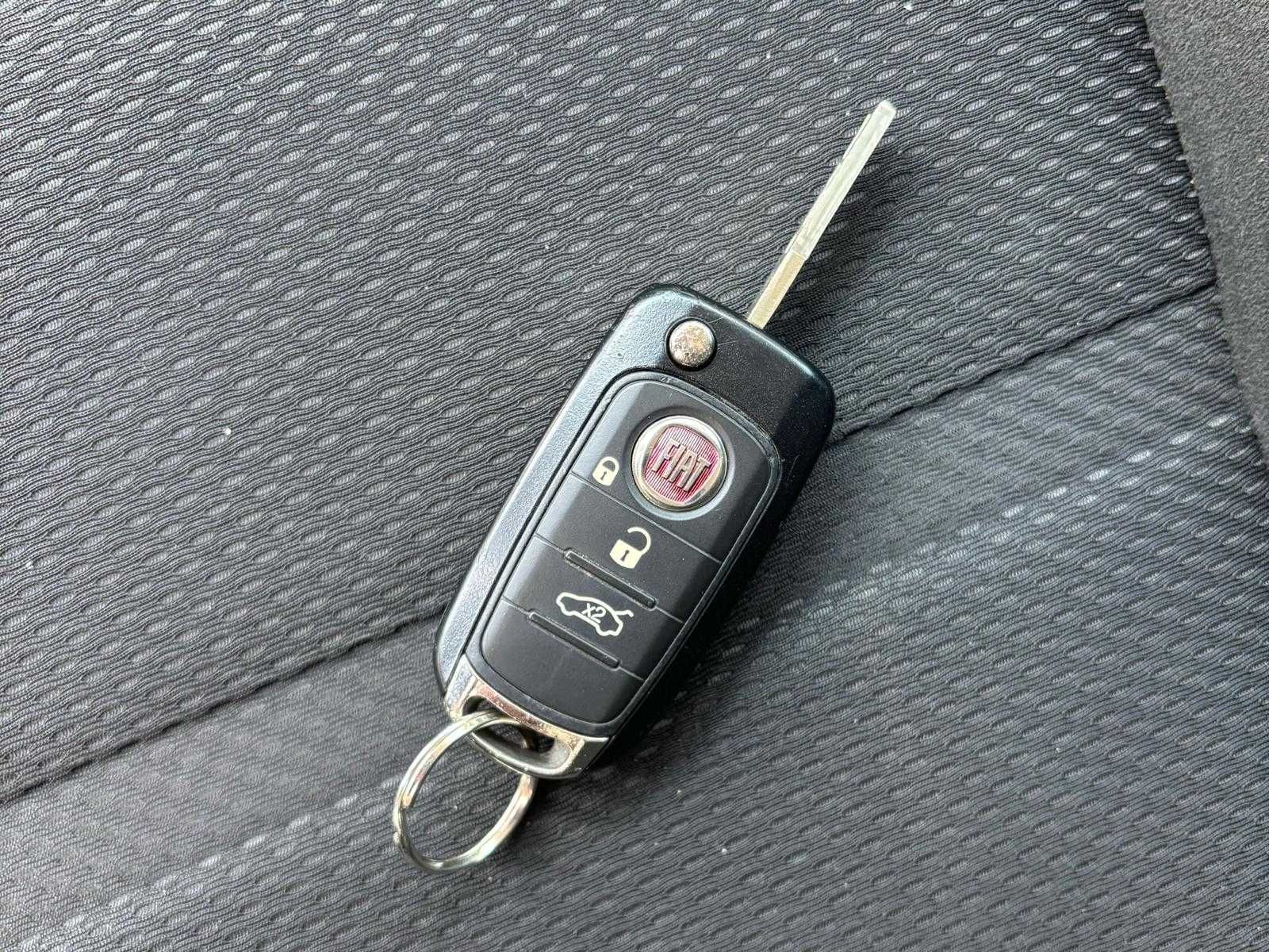 Fiat Tipo 1.6 M-Jet Lounge (120 Cv)