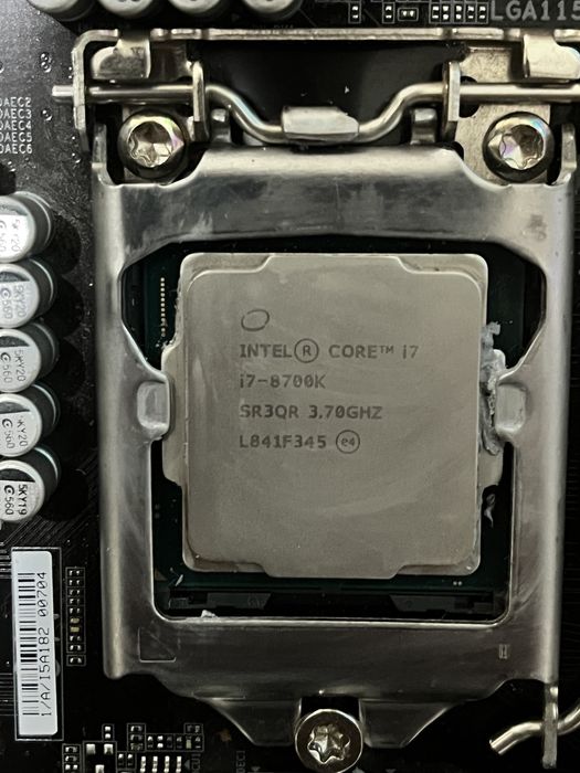 i7 8700K, 16gb DDR4, ITX материнка, охолодження ігровий комплект