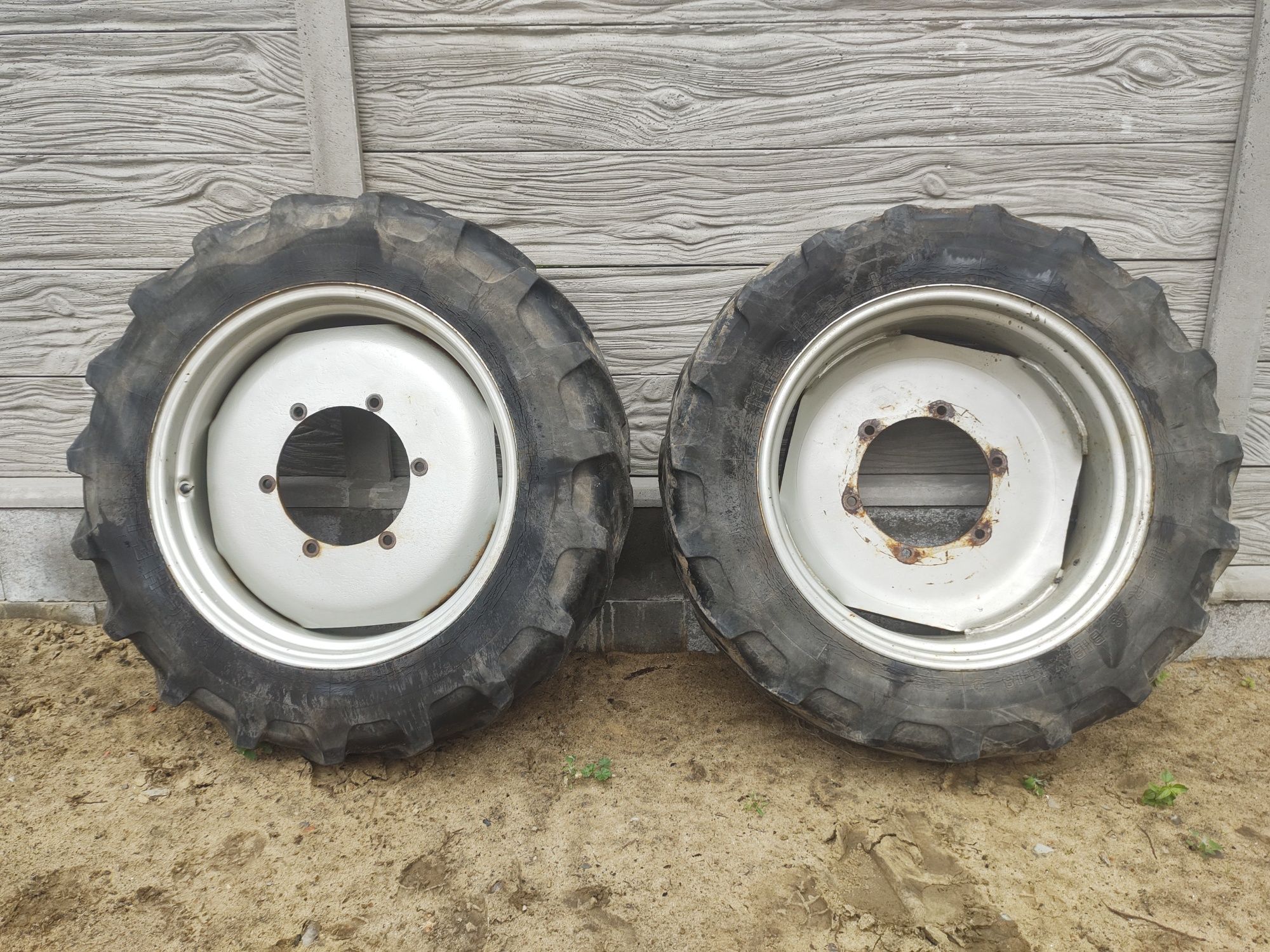 Koła do masseyferguson 3065