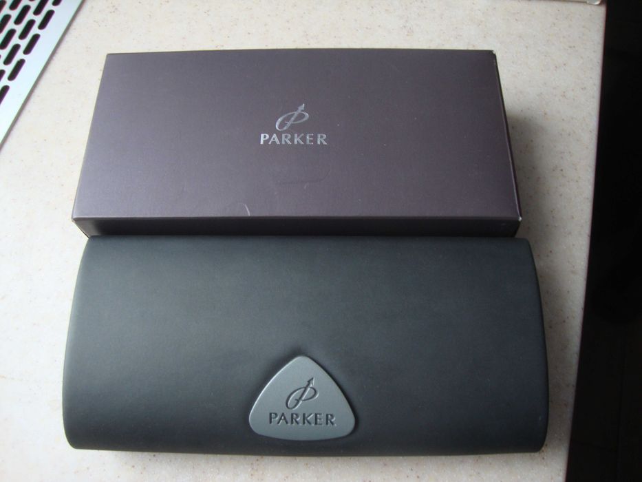 подарочный набор мужчине Паркер за треть цены , новый