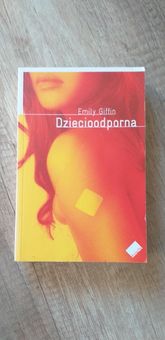 Dziecioodporna Emily Giffin