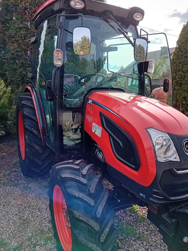 Ciągnik sadowniczy Kioti DK6020CN  gwarancja 7 lat