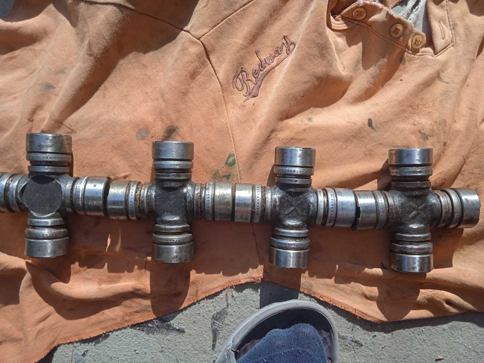 Продам хрестовина  карданного вала авто ГАЗ 53.Нова оригінал.