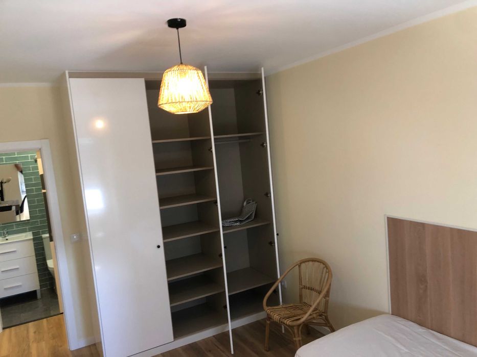 Quarto Individual | Algés | Contrato | Limpeza Semanal incluida