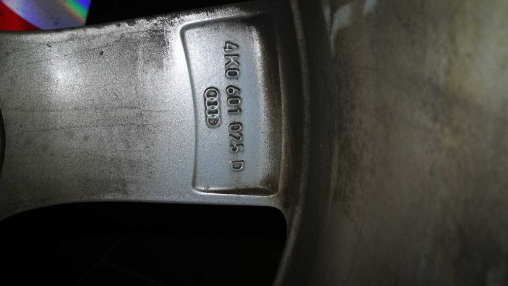 Felgi 18 AUDI z oponami zimowymi Pirelli Sottozero 3 225/55/18