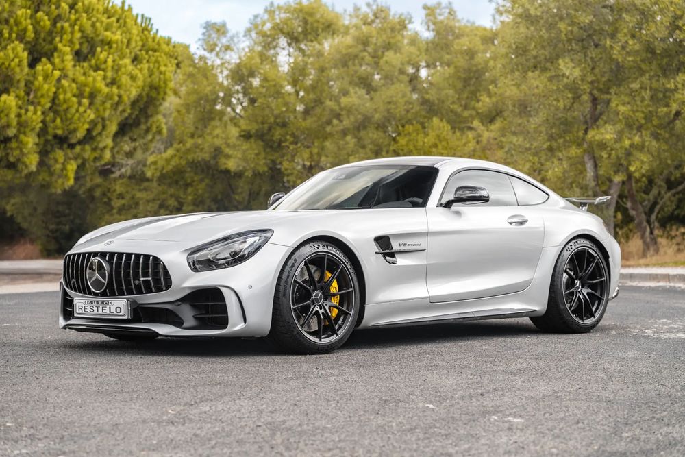 Mercedes-Benz AMG GT R