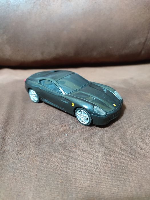 Коллекционная модель автомобиля Ferrari 599 GTB Fiorano