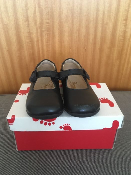 Sapatos menina n22