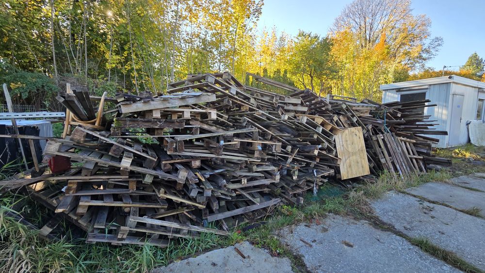 Oddam deski palety drewno za darmo