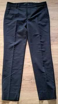 Czarne spodnie eleganckie na kant Zara r.M