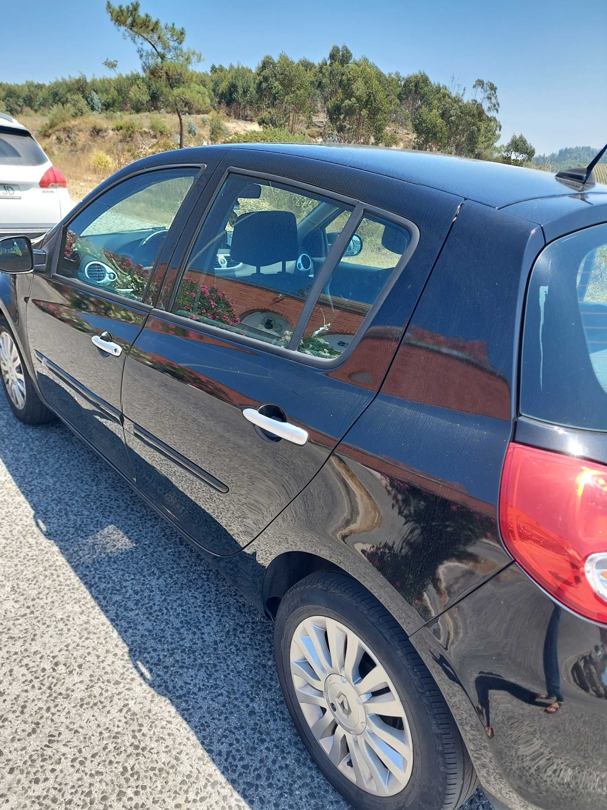 Renault Clio 3 2010 Gasolina Excelente estado