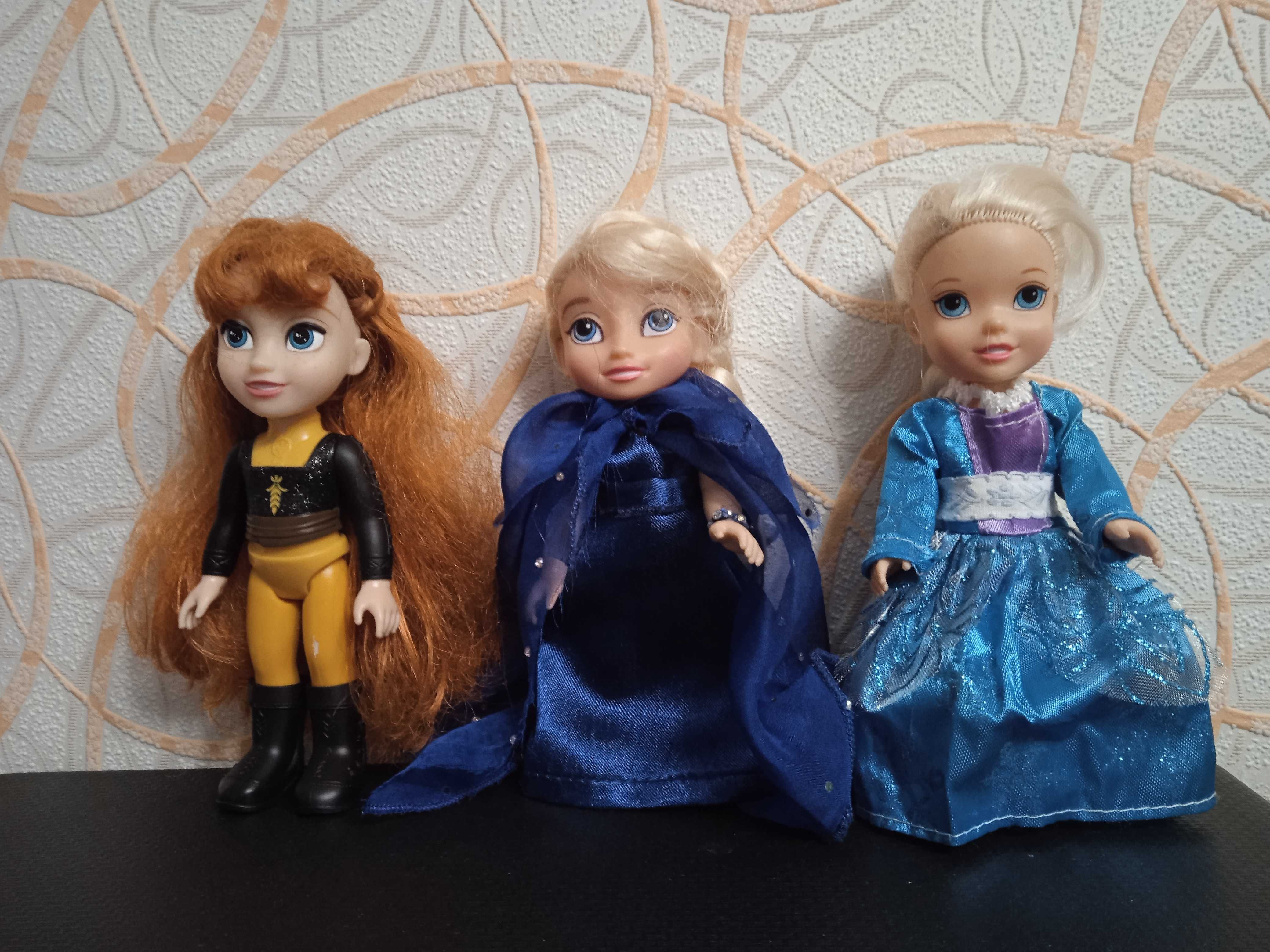 Ляльки серії Дісней мини