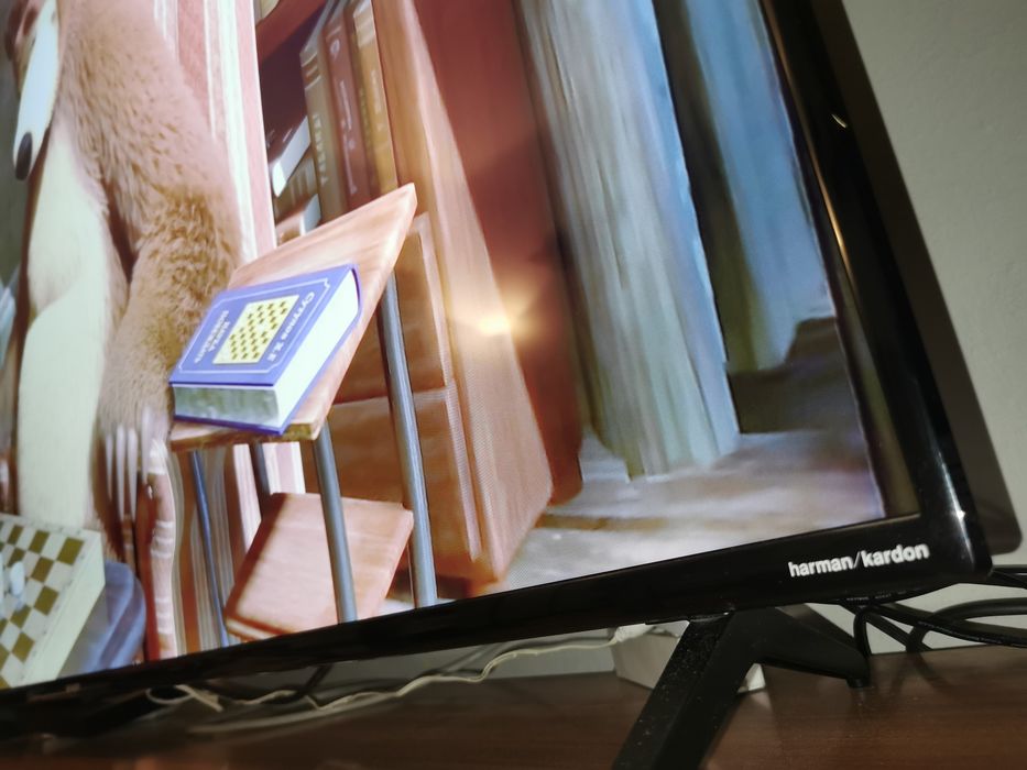Sharp 70 cali Smart Na Gwarancji Harman Kardon jak nowy bez wad