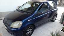 Toyota yaris  ano 2000 AC