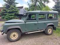 Land Rover Defender 110-mały przebieg 147954km -uszkodzony-jeżdżący.