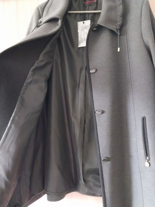 Куртка (плащ, плащик)