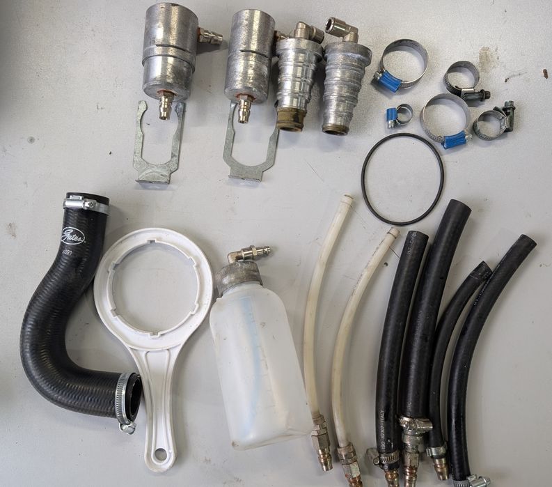 Установка для промивки радіаторів і заміни охолоджувальної рідини.