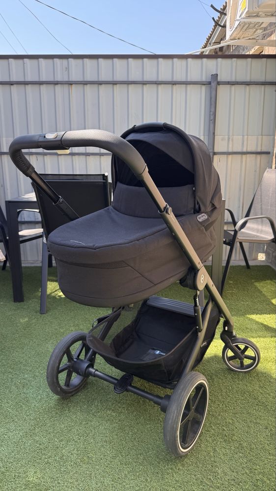 Колиска Cybex Balios S Lux 2024 Moon Black