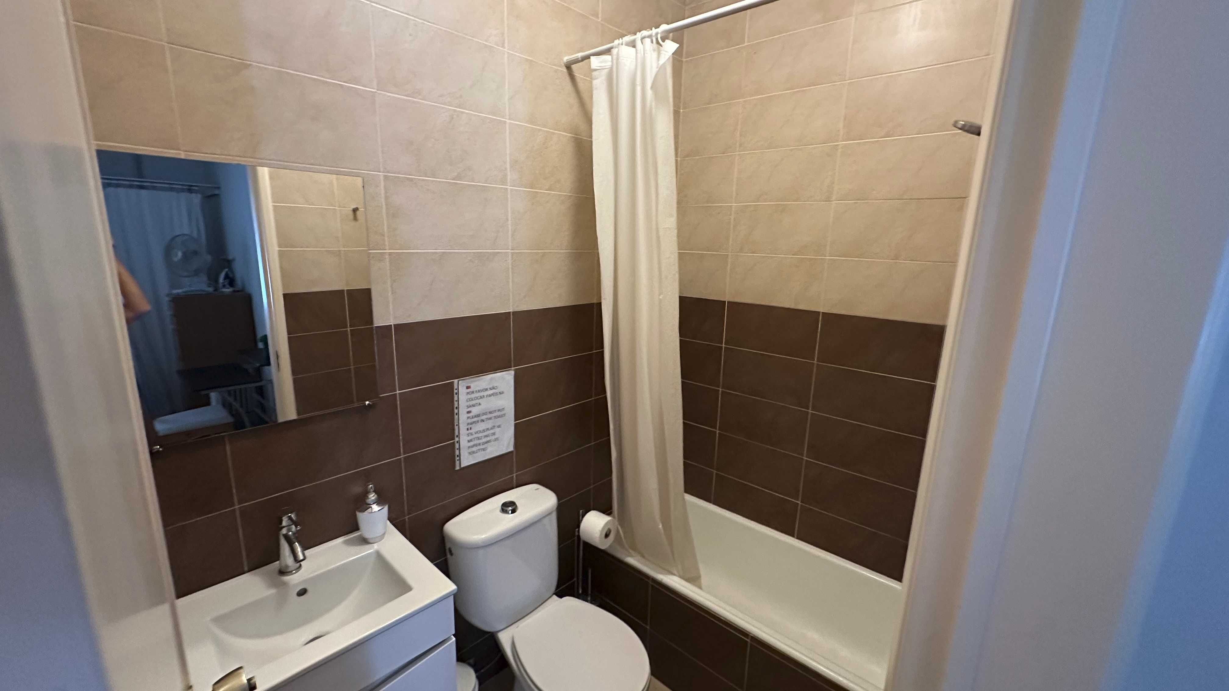 Quarto para estudantes do sexo feminino