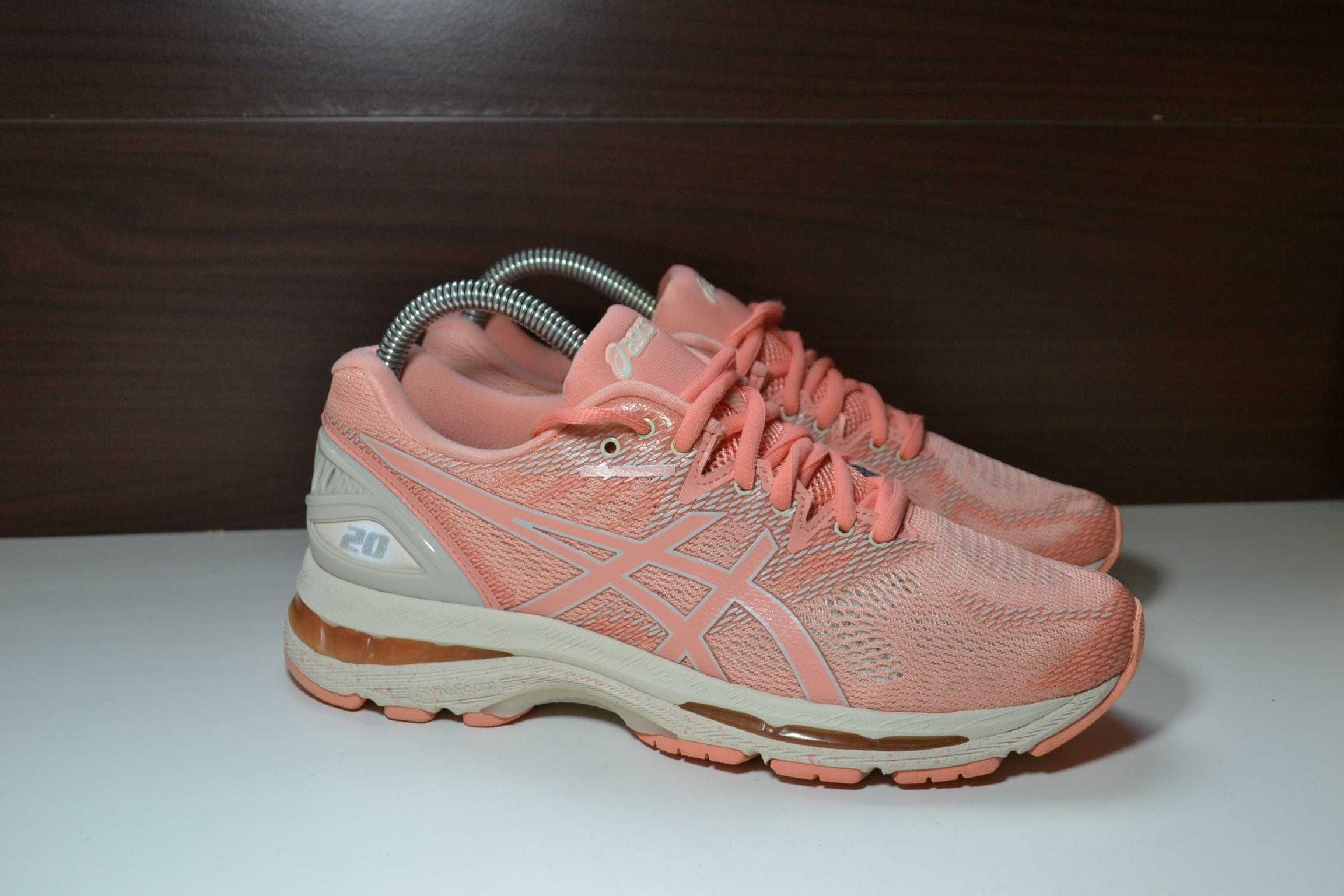 asics gel-nimbus 20 t854n 39.5р кроссовки оригинал летние