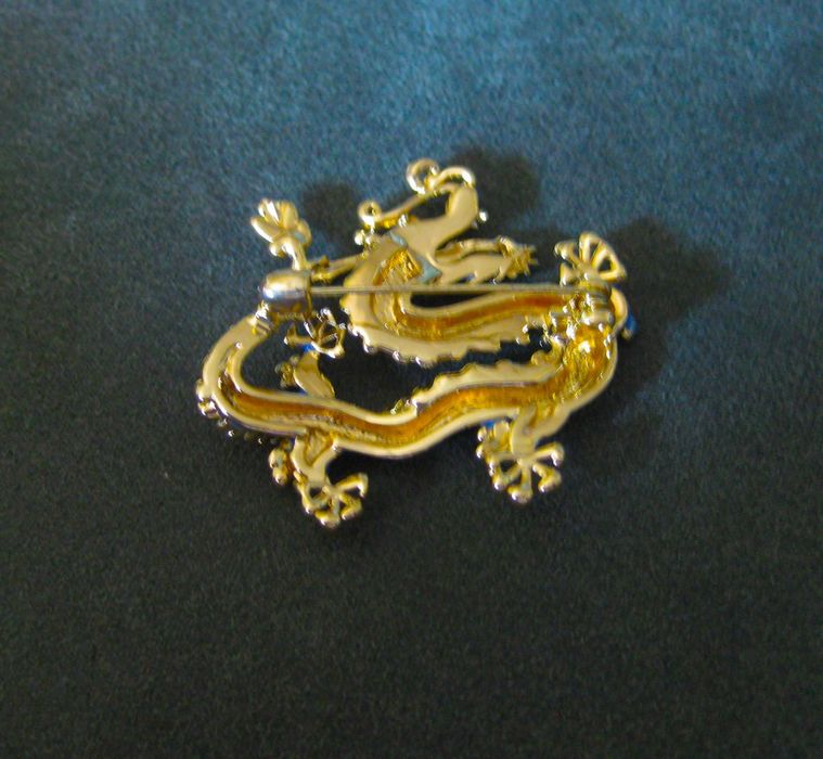 Alfinete / Broche/ Pregadeira Dragão  NOVO