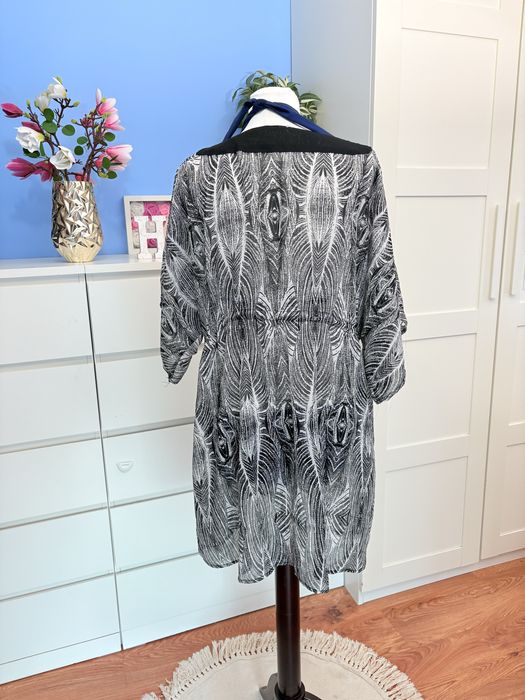 Tunika, narzutka, pareo na strój kąpielowy, sukienka, z koralikami.