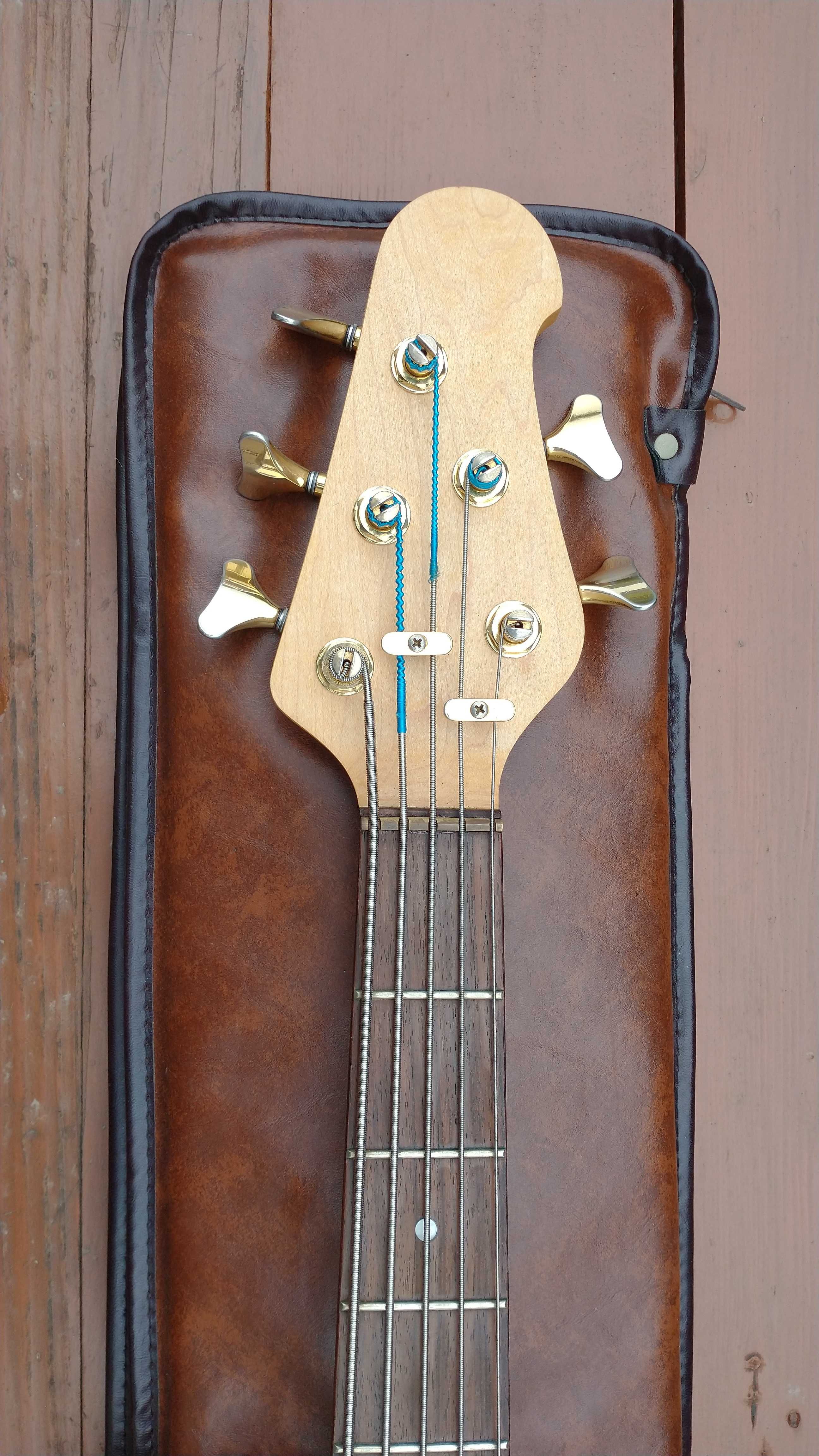 Gitara basowa Yamaha BBG5 Seymour Duncan
