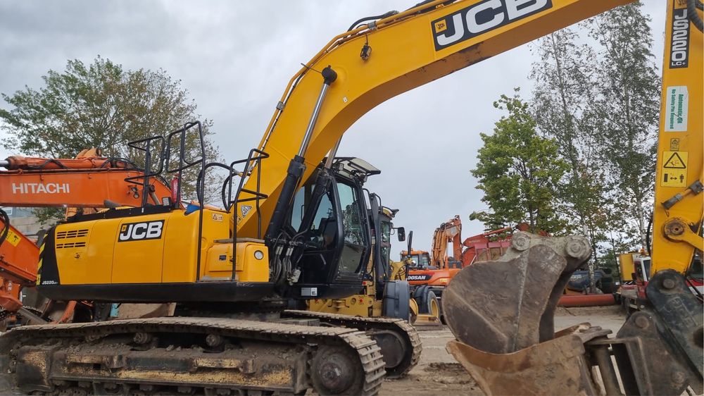 Продам JCB 220 Lc T 4 i , 2018 г