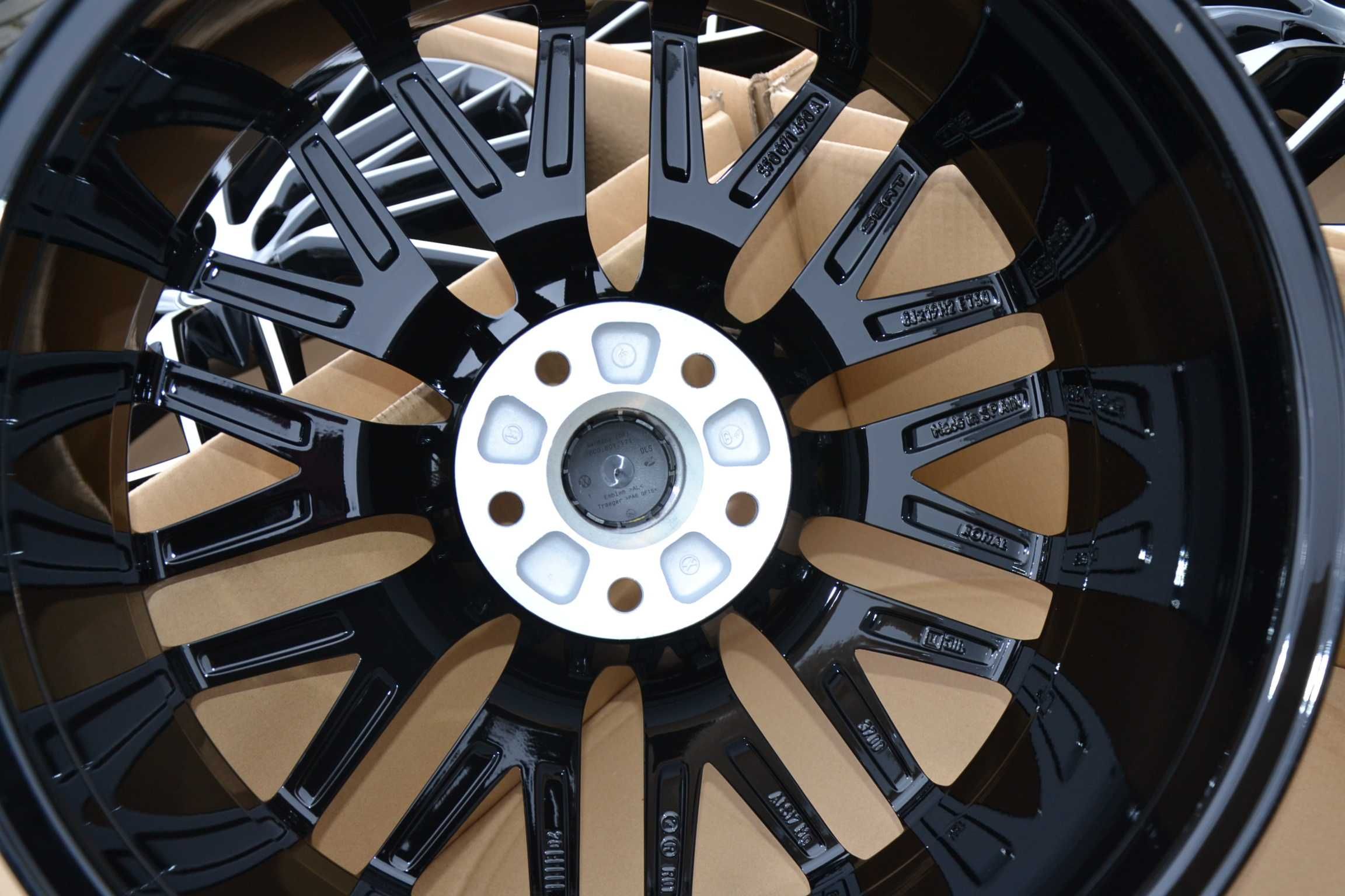 Felgi Volkswagen 19" Arteon Golf Passat Tiguan Nowe 19"