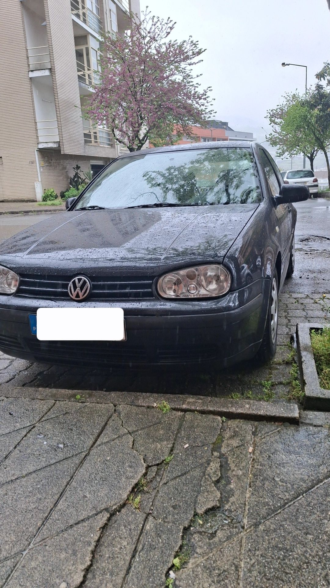 Volkswagen Golf 4 – 1999 – Gasolina 1.4 16v