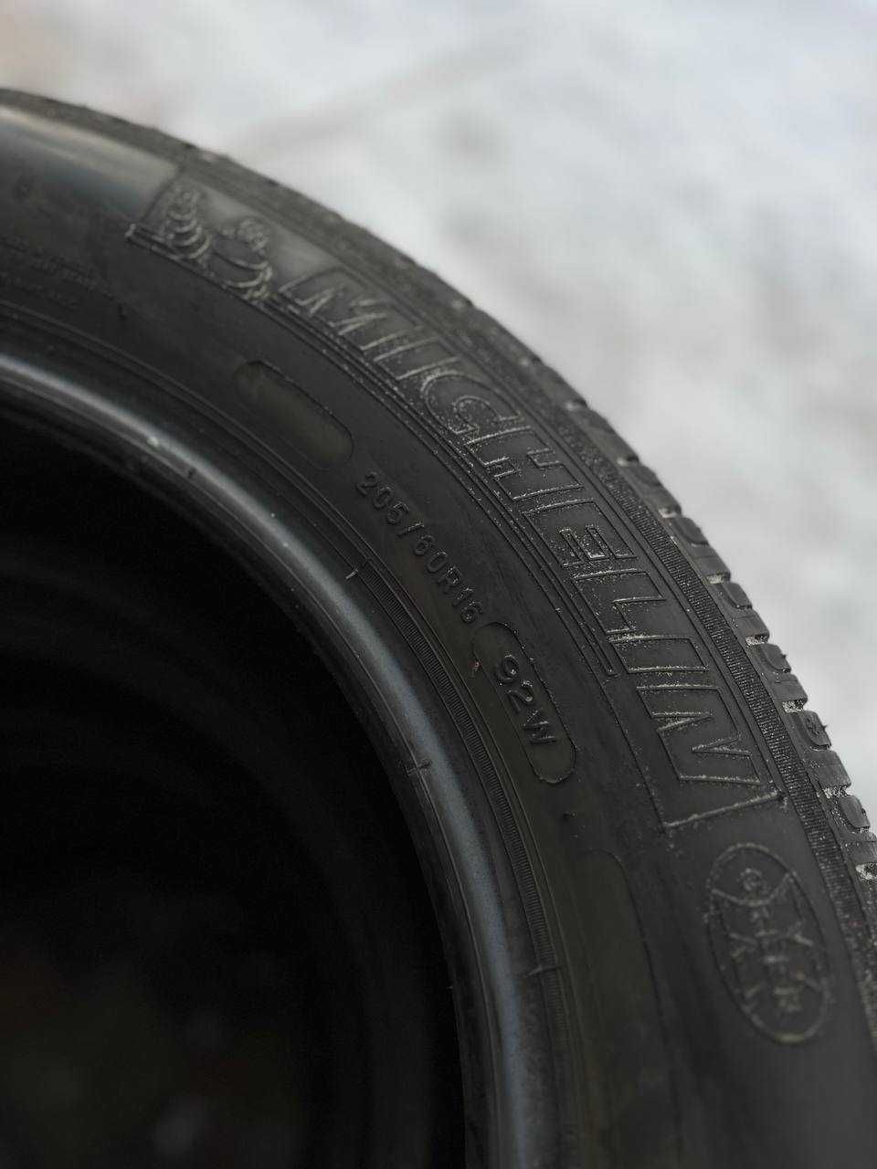 Резина Michelin 205/60 R16