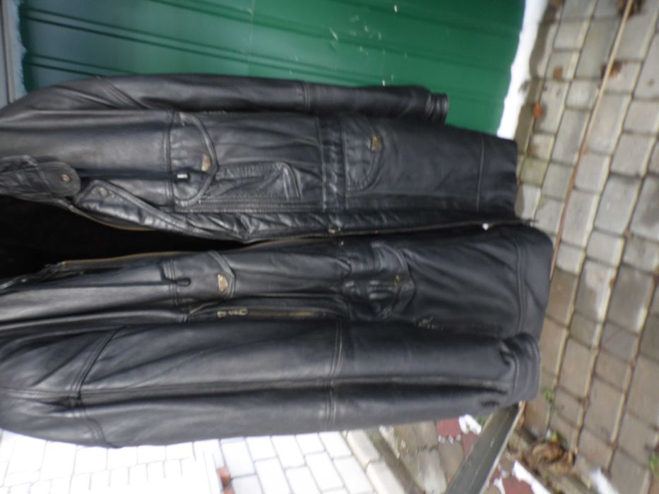 Продам куртку шкіра ( хутро нат)(52-54)