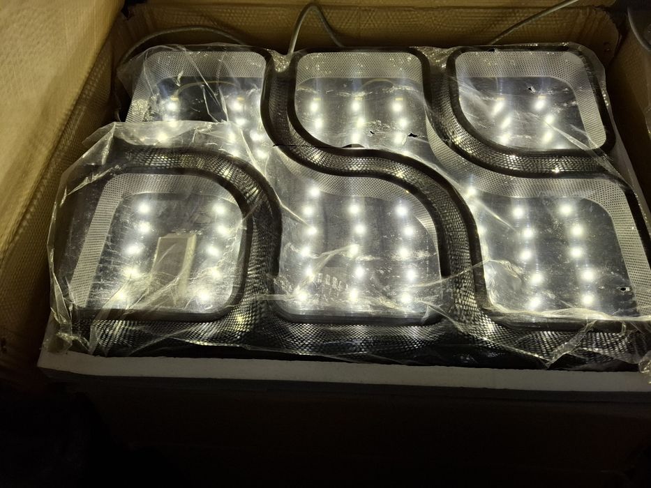 Lampa Led Plafon z Pilotem , Modern Design