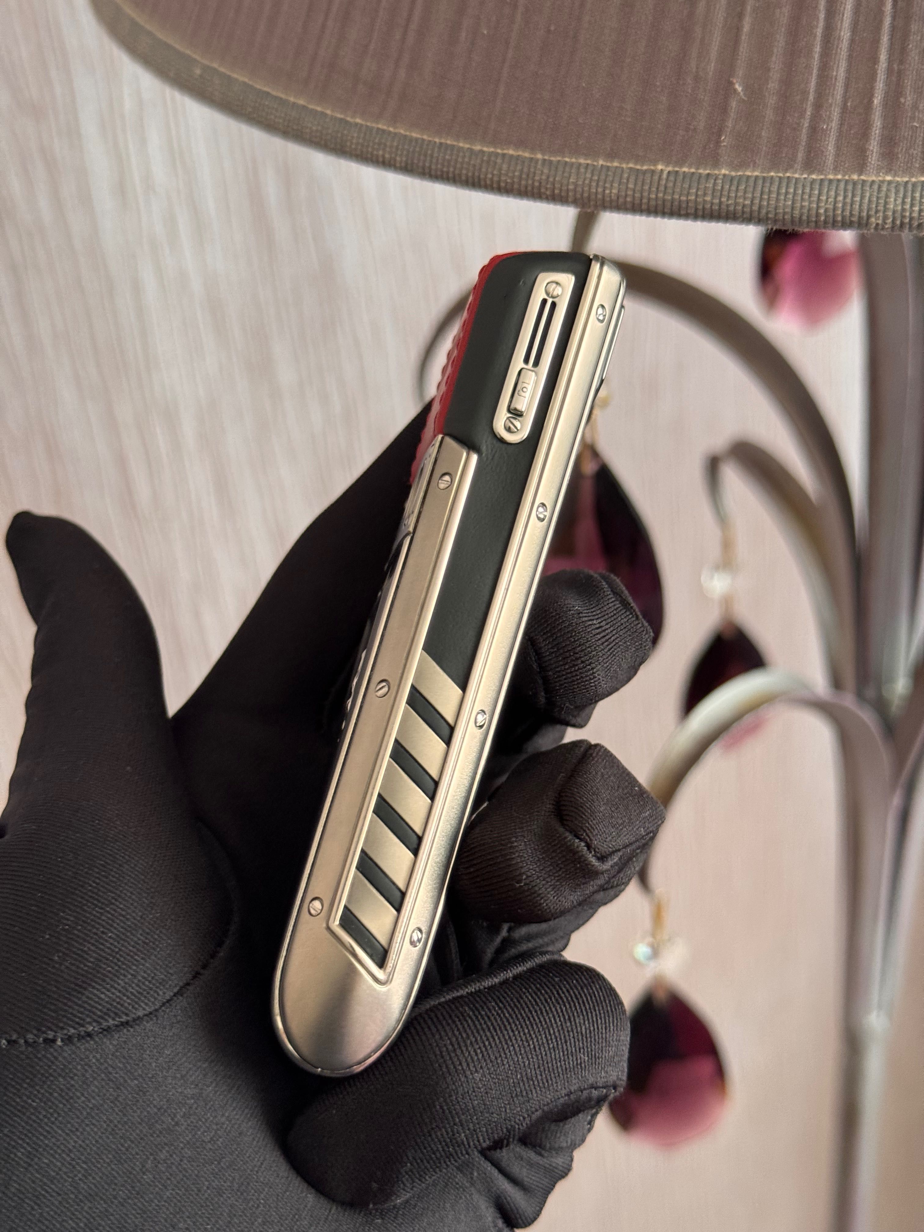 VERTU Ascent Ti Ferrari Special Edition RM-267 Made in U.K.