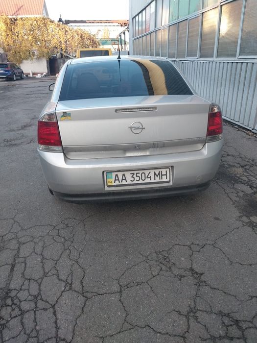 Опель Вектра 2.2, бен.2004р