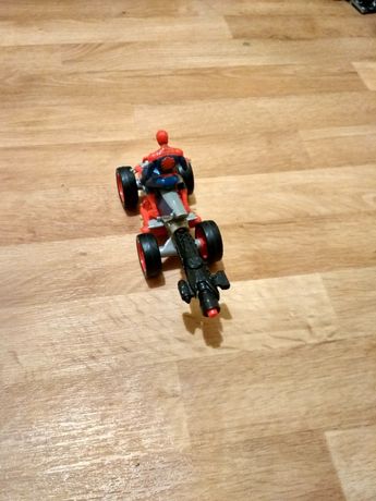 Человек паук инерционный мотоцикл  Hasbro