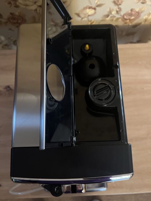 Кавомашина,кавоварка,еспрессо,капучіно Saeco PicoBaristo