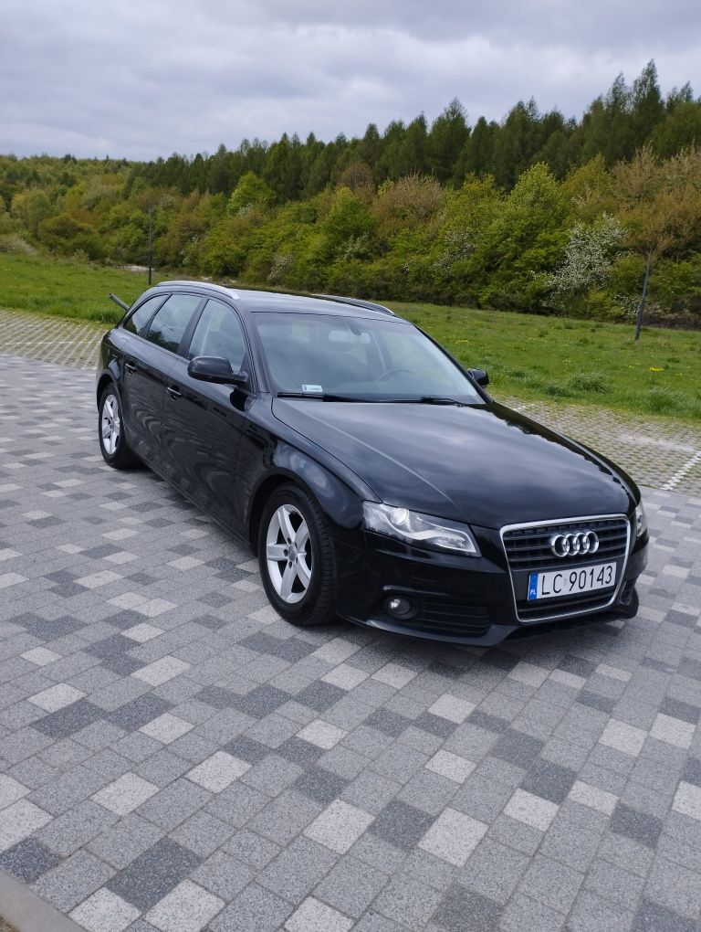 Audi a4 B8 2.0 TDI 170km Ledy s line