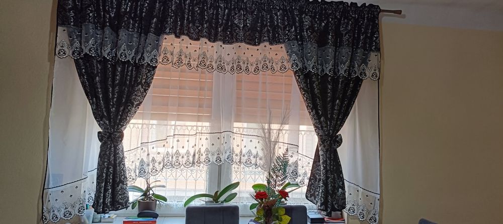 Firana gotowa z zasłonami