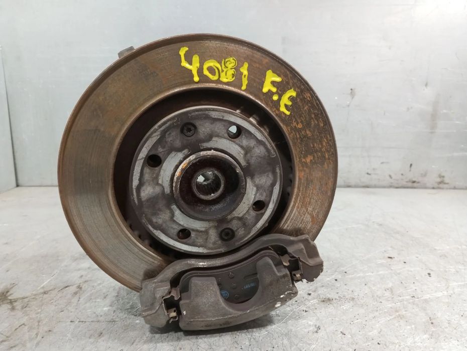 Manga de eixo frente esquerda PEUGEOT 208