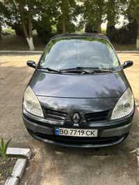 Продаж автомобіля RENAULT scenic